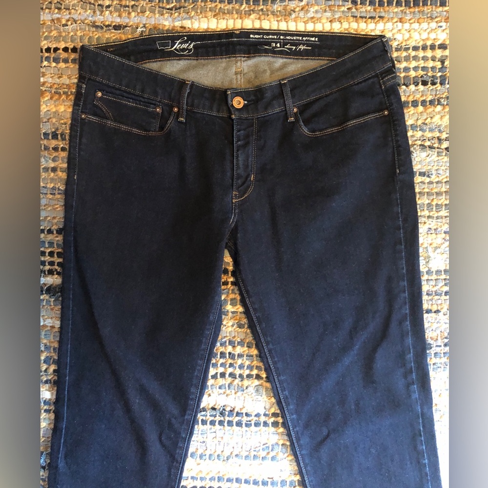 Dark Blue Denim Levi’s Women’s Jeans